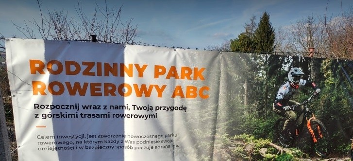 Taki baner pojawił się w rejonie ulicy Petofiego