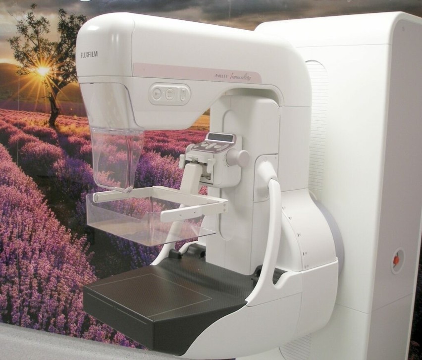 Oficjalna prezentacja nowego mammografu i wyremontowanej...