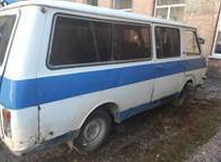 Tego busa ukraińska szkoła wykorzystywała do przewozu...
