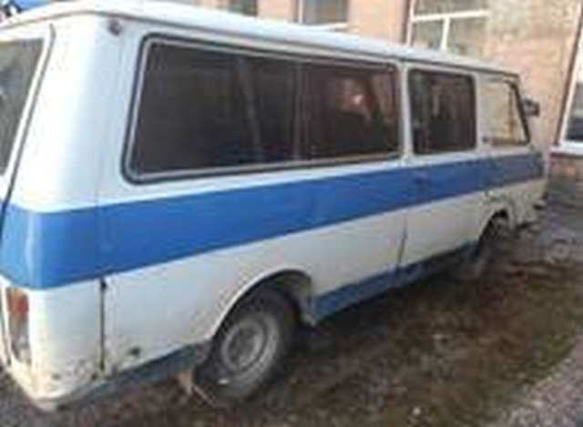 Tego busa ukraińska szkoła wykorzystywała do przewozu artykułów niezbędnych dla walczących z Rosją ukraińskich żołnierzy i cywilnej ludności. Pojazd uległ poważnemu uszkodzeniu. Nie da się go naprawić