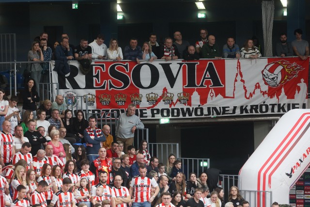 W hicie Plus Ligi we własnej hali Asseco Resovia przegrała 1-3 z Jastrzębskim Węglem.