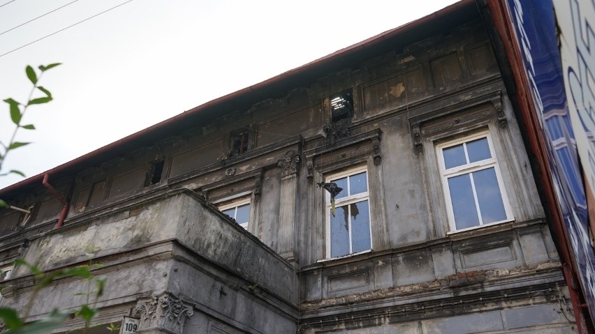 Pożar w Zabrzu wybuchł w kamienicy przy ul. Bytomskiej