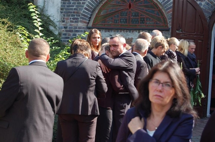 Pogrzeb ofiar wypadku w Czarnej Dąbrówce