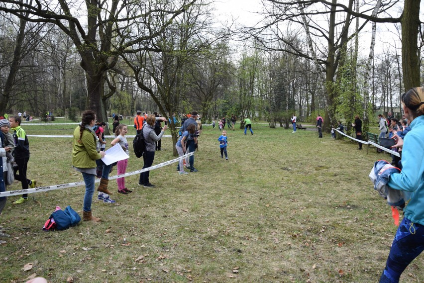 Chorzów: prawie 400 biegaczy wzięło udział z Biegu Górskim....