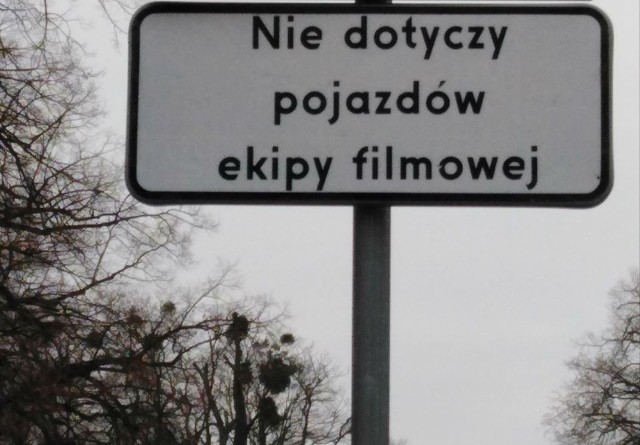 Zakaz parkowania, filmowcy, Wrocław.