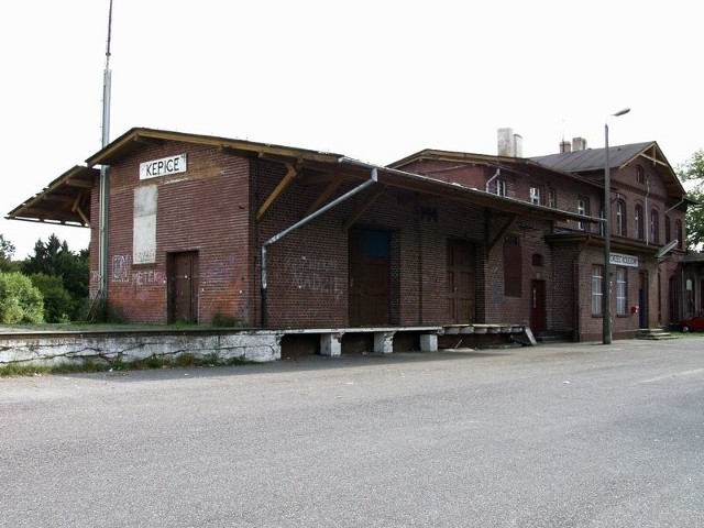 Dworzec w Kępicach