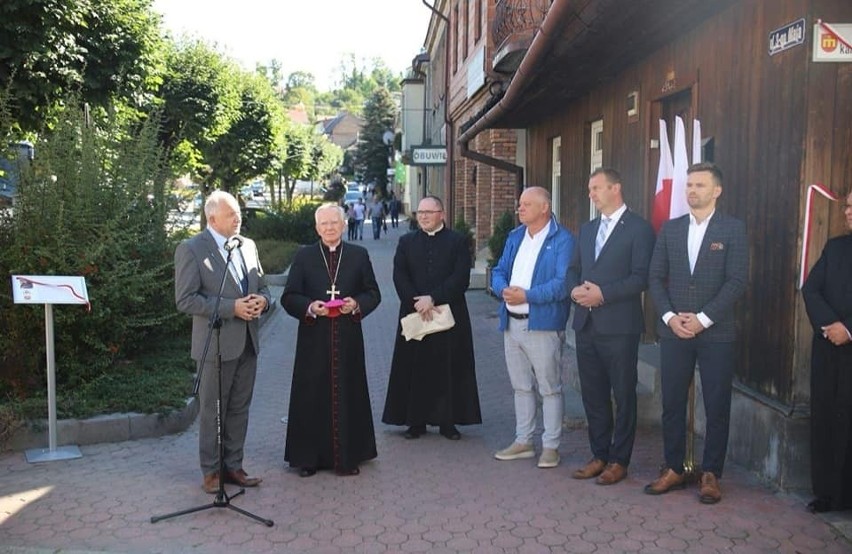 W pierwszą rocznicę śmierci kard. Mariana Jaworskiego, ulicę...