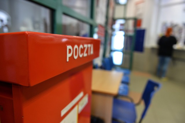 Poczta Polska szykuje rewolucje. Od 1 kwietnia nowe formaty przesyłek listowych. Sprawdź, co się zmieni