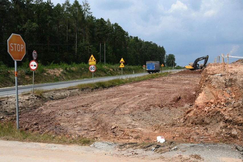 Budowa obwodnicy Morawicy idzie pełną parą. Będą utrudnienia! 