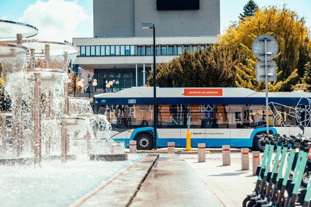 Przejazdy autobusami do trzech przystanków, których koszt to 1 zł wprowadzono w Rybniku w ubiegłym roku.