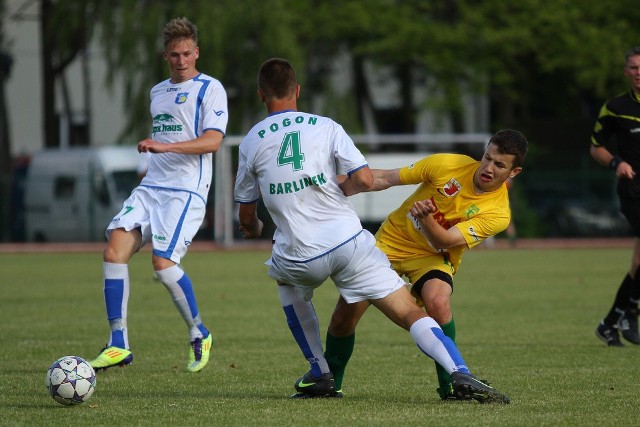Jak dotąd nikt ze składu, który w ubiegłym sezonie zajął 7. miejsce w III lidze, nie zadeklarował chęci gry w Pogoni w przyszłym sezonie.