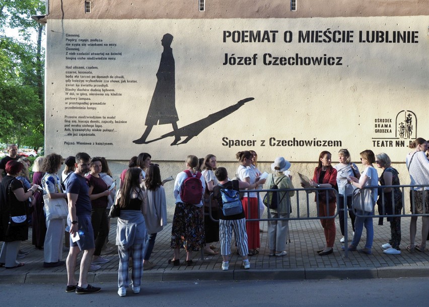Poeta Józef Czechowicz napisał "Poemat o mieście Lublinie" w...