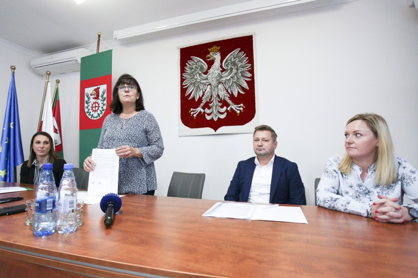 W czwartek samorząd gminy Słupsk podpisał umowę z Polską...