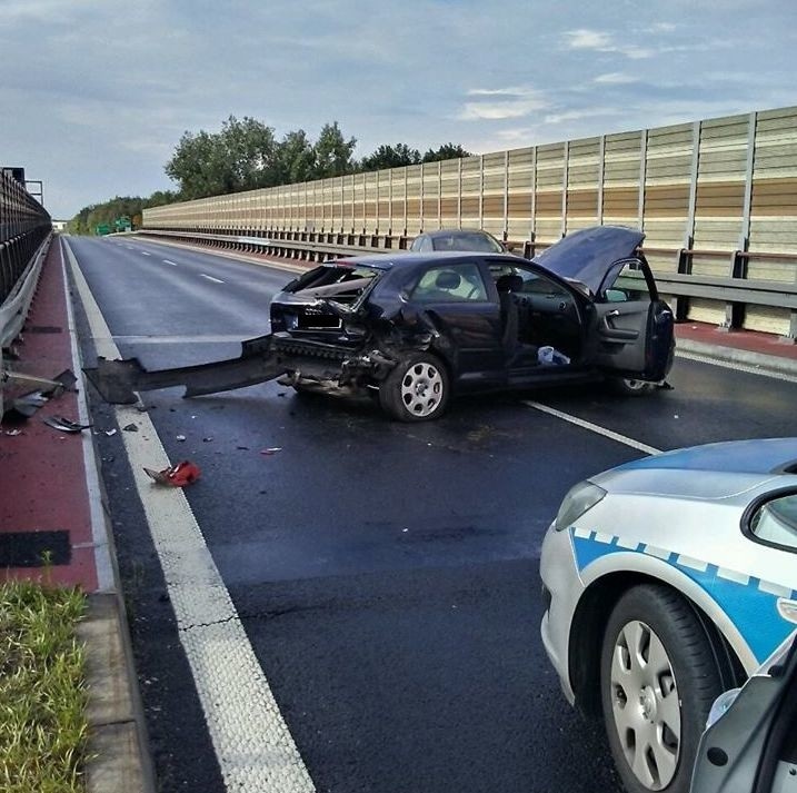 Wypadek na trasie S11. Na wjeździe do Poznania zderzyły się...