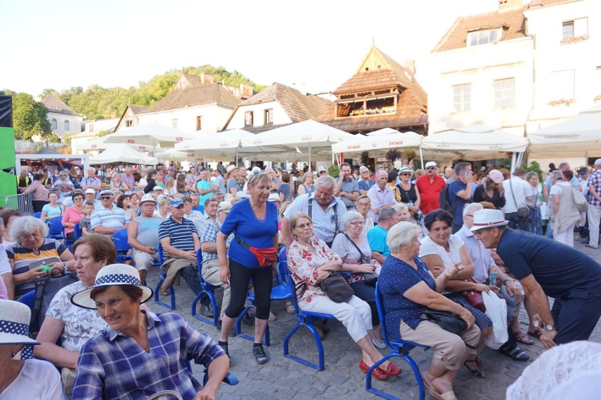 Sukcesy śpiewaków i kapel na ogólnopolskim festiwalu w...