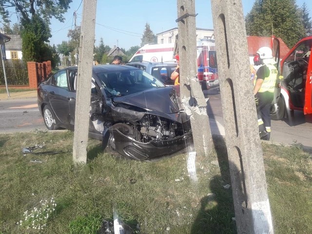 Wypadek na ulicy Słowackiego w Zwoleniu. Dwie osoby ranne