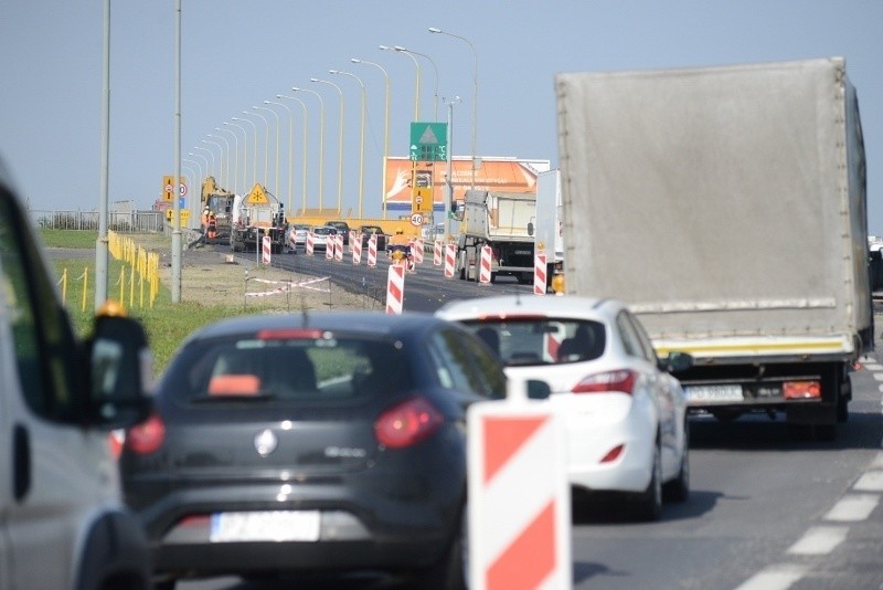 Ogromne korki przed wiaduktem na Franowie