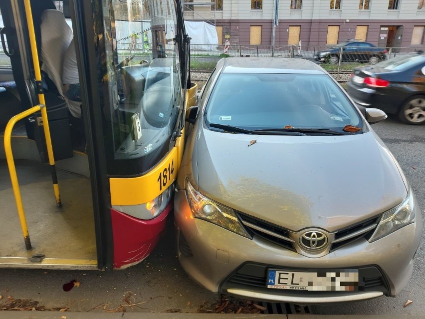 Na ul. Zachodniej przy Manufakturze doszło do zderzenia...