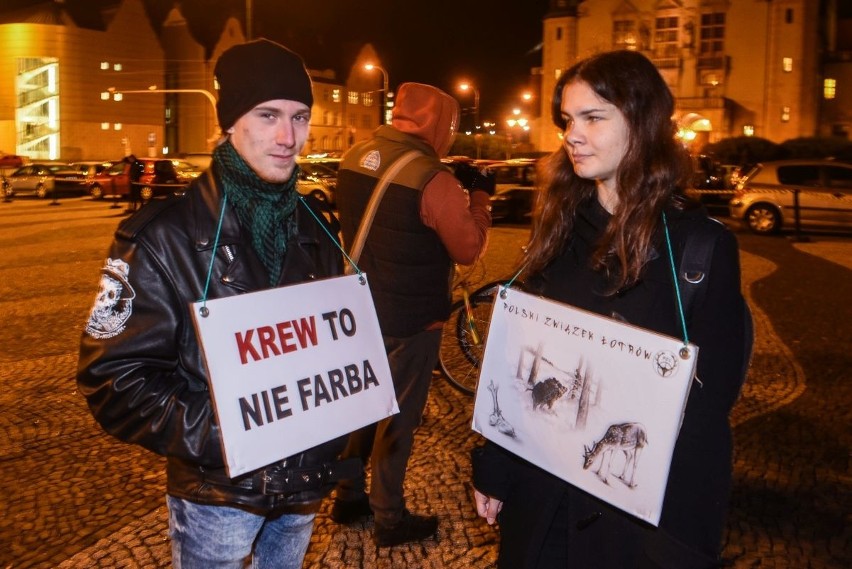 Poznańscy rowerzyści protestowali przeciwko myśliwym [ZDJĘCIA]