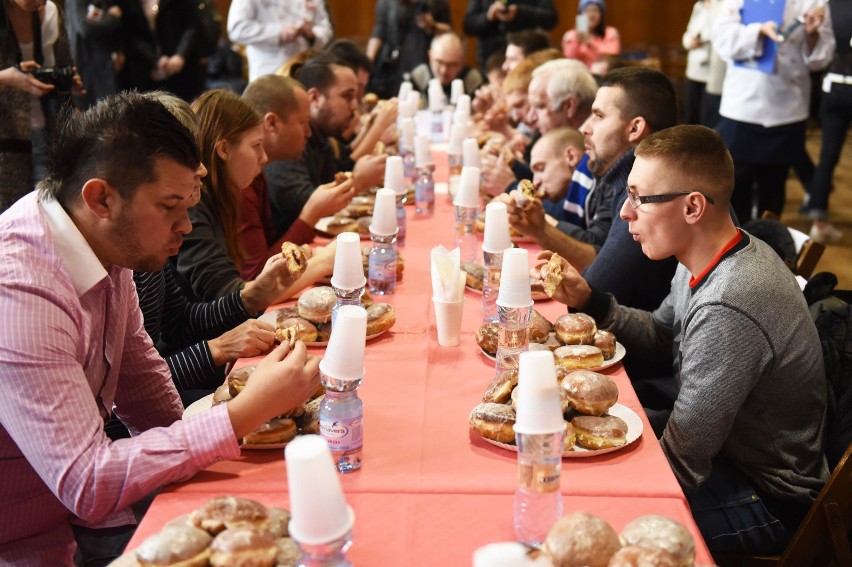 Mistrzostwa w pojadaniu pączków w Poznaniu odbędą się w 2020...