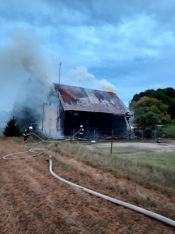 Pożar jednorodzinnego domu w kolonii Zawady