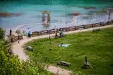Polskie Malediwy zachwycają. Park Gródek w Jaworznie to stromy klif, lazurowa czysta woda i soczysta zieleń