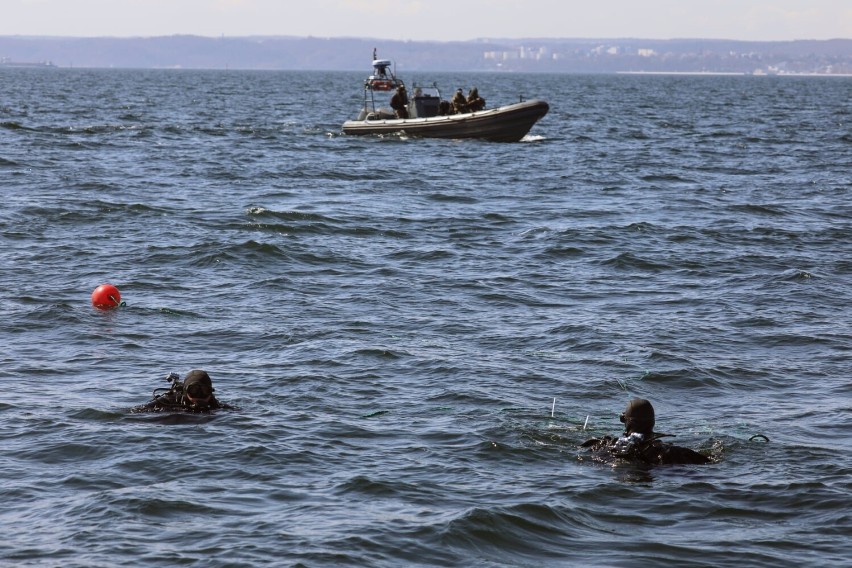 Gdynia, Babie Doły. Jednostka Marynarki Wojennej wysadziła...