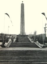 Byli więźniowie pomogą unieważnić stalinowski wyrok