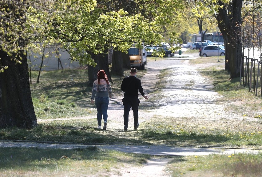 Dwa miesiące opóźnienia na Łubinowej. Wykonawca ścieżek wejdzie dopiero w czerwcu 