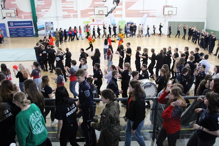 Uczniowie klas mundurowych w Wojsławicach udanie wystąpili na policyjnym turnieju ZDJĘCIA