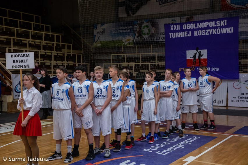 Święto koszykówki w Stargardzie. Młodzi koszykarze grali o puchar prezydenta Polski [ZDJĘCIA] 