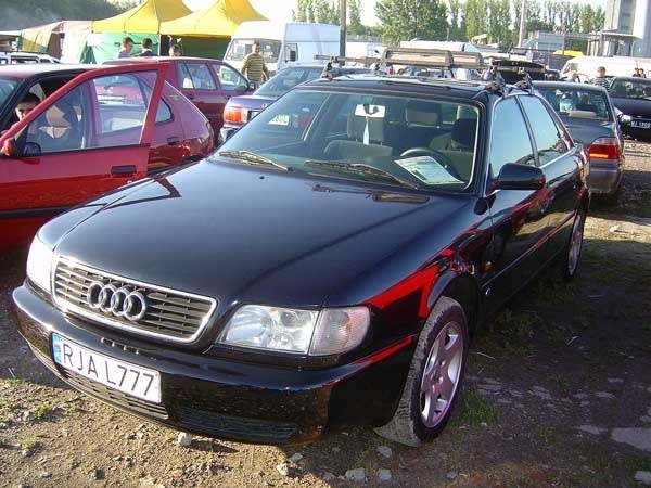 Audi A6...