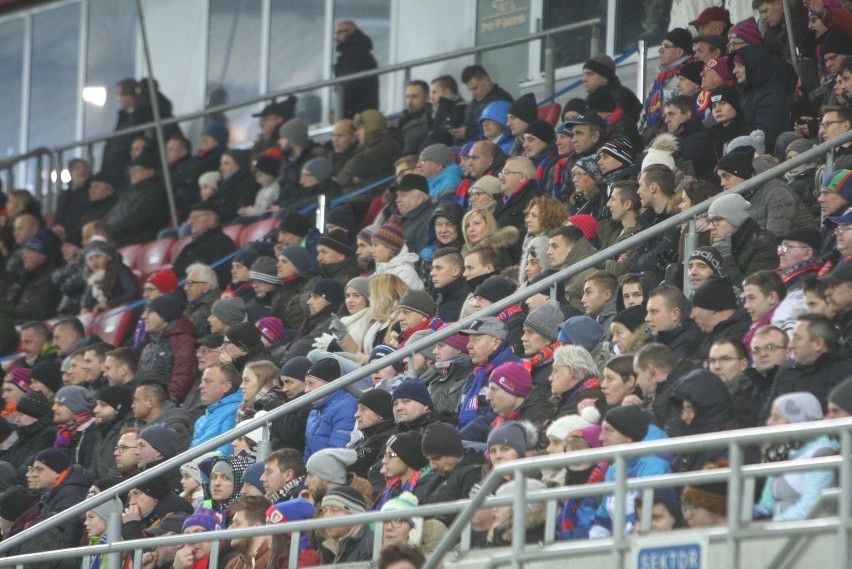 Piast Gliwice przegrał z Legią 5:1. Kibice nie kryli...