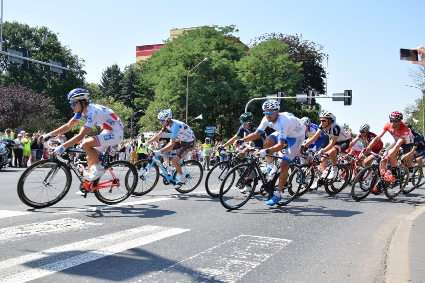 Tour de Pologne 2017 w Zawierciu. Kolarze już wystartowali ZDJĘCIA