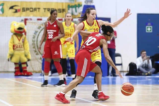 28.03.2018 wroclawbasket liga kobietsleza wroclaw wisla canpack krakown/z karina szybala maurita reidkoszykowka kobietgazeta wroclawskapawel relikowski / polska press