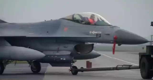 Holenderskie F16 w akcji