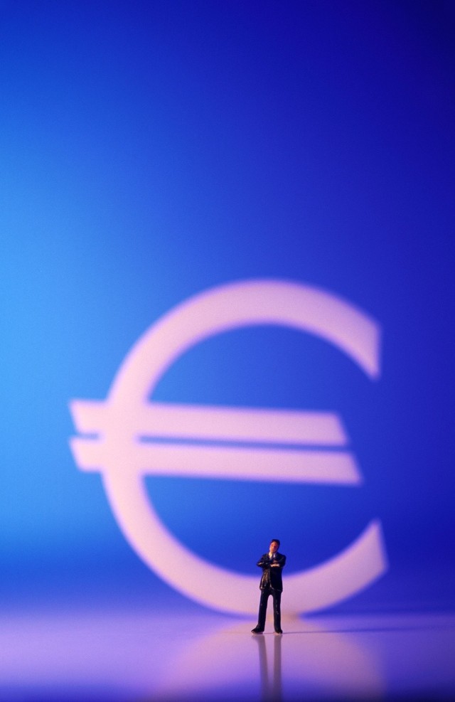 Raczej jest mało prawdopodobne, by euro kosztowało 4 zł, ale 4,10 zł za euro to granica całkiem realna
