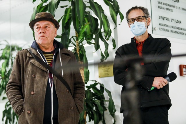 Na wernisażu obecni byli artyści (od lewej): Ryszard Waśko i Sławomir Marzec.
