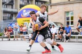 Zakończyła się kolejna edycja Kielce Streetball Challenge. Zwycięzcą zostały Hutnicze Wilki Warszawa. Grali też młodzi pasjonaci. Dużo zdjęć