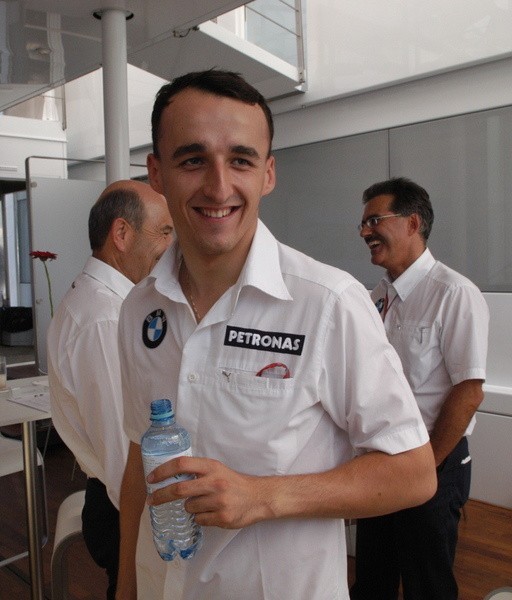 Robert Kubica prawdopodobnie wystartuje z systemem KERS. Czy pomoże mu w wywalczeniu dobrej pozycji?