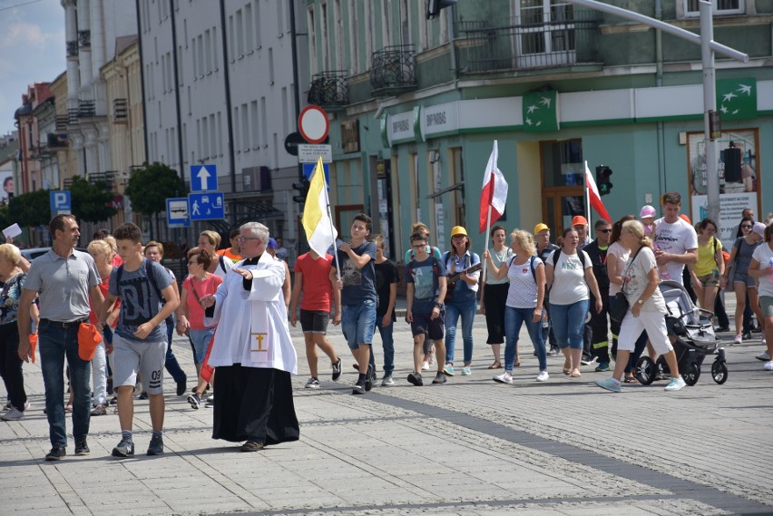 Na Jasną Górę dotarła Pieszy Pielgrzymka z Poczesnej....