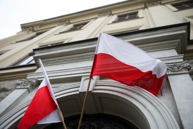 Polska nie jest jedynym państwem, w którym obchodzi się święto flagi.