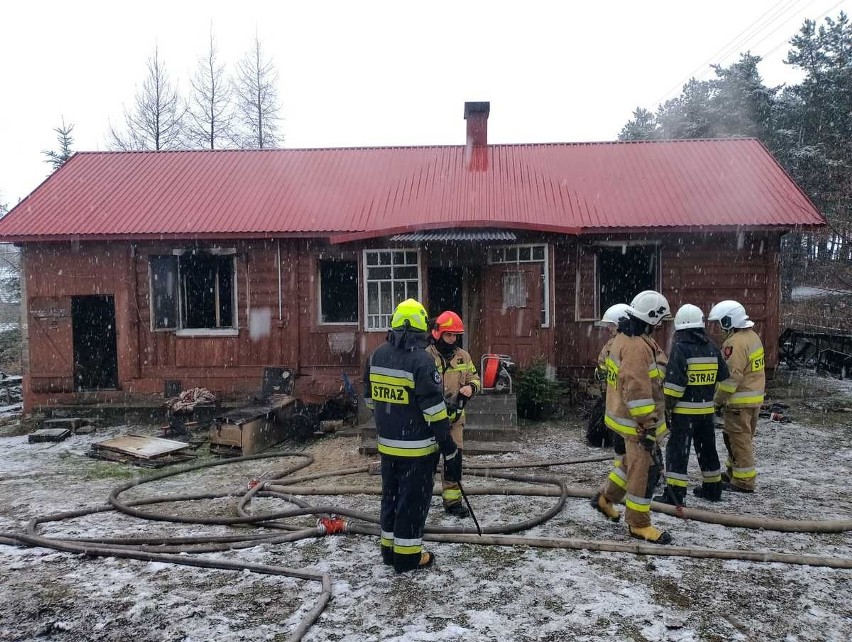 Tragiczny pożar domu jednorodzinnego w Narolu. Nie żyje kobieta