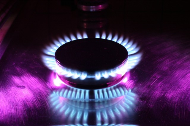 Rząd rozważa kilka możliwości w kwestii zamrożenia cen gazu.