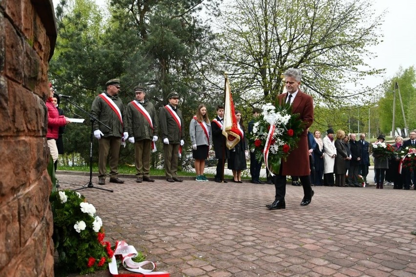 W Hucie Szklanej odbyły się wojewódzkie obchody Dnia Pamięci Ofiar Zbrodni Katyńskiej
