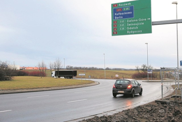 Obwodnica ma prowadzić od ronda Hakena w Szczecinie, aż po autostradę A6, czyli będzie nowym wjazdem do miasta. Od ruchu tranzytowego odetchną mieszkańcy Warzymic i Przecławia