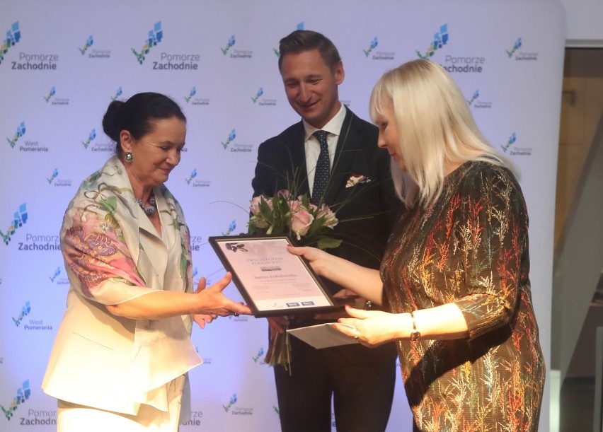 Wielka gala Kobieta Roku za nami. Danuta Szyksznian-Ossowska podwójną laureatką. Gratulujemy! [ZDJĘCIA, WIDEO]