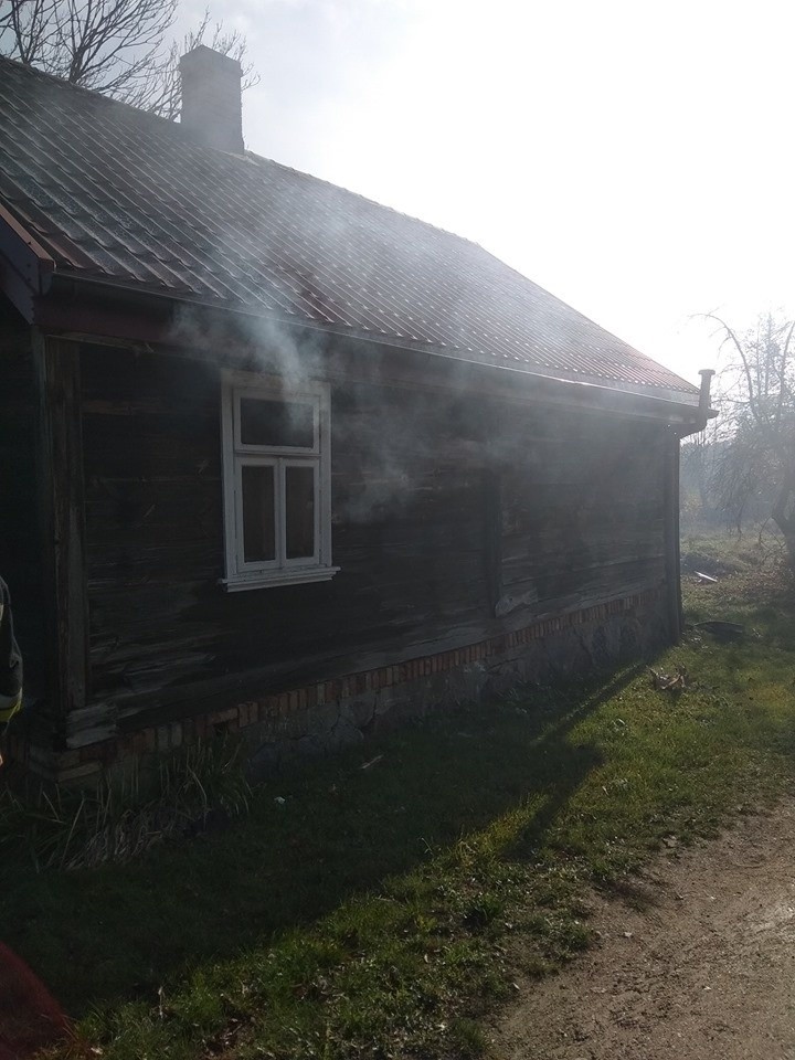 Rynki. Tragiczny pożar. Kobieta zginęła w płomieniach (zdjęcia)