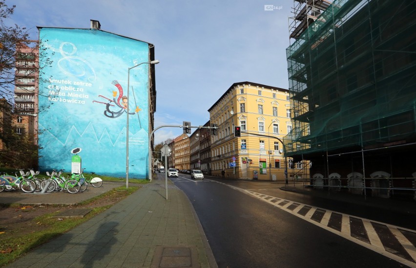 Okolicznościowy mural  zniknie wraz z kamienicami. Miasto...