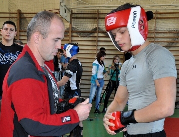 Sobotnia gala MMA w Świętochłowicach